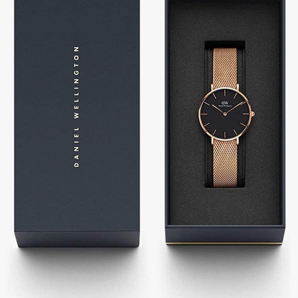 Daniel Wellington Watch - Picture 5 of 5